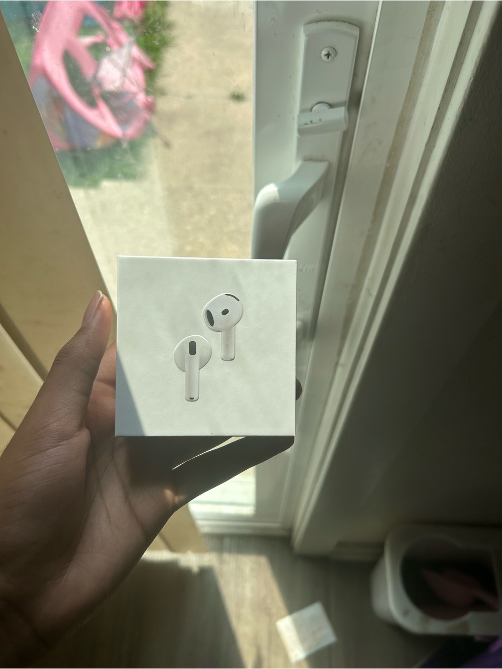 AirPod 4 with anc